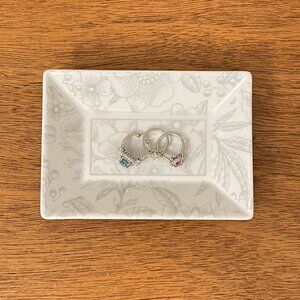Tiffany & Co. Tray Jewelry Plate White Gray Flowers Rectangle Trinket Clinique